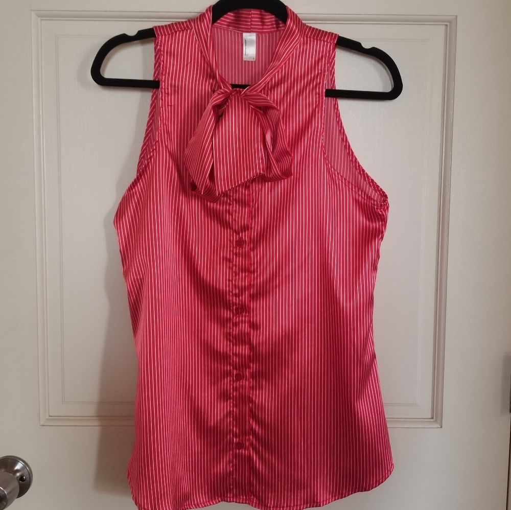 Sleeveless Blouse